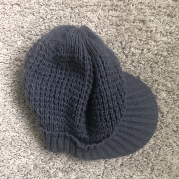 Hat - Picture 3 of 4